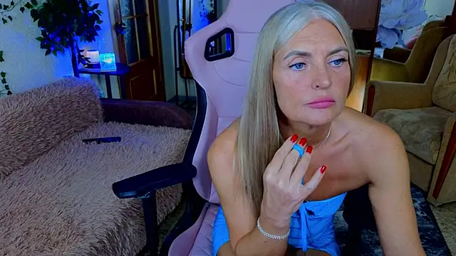 Snapshot of amelia_blondy chatting on July 24, 2026, 2:02 pm amelia blondy online show from July 24, 2026, 2:02 pm