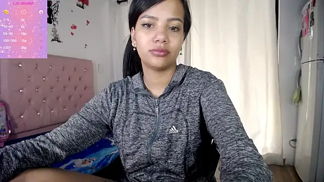 Snapshot of Kloy__sech- chatting on March 3, 2025, 1:34 pm Kloy sech- online show from March 3, 2025, 1:34 pm