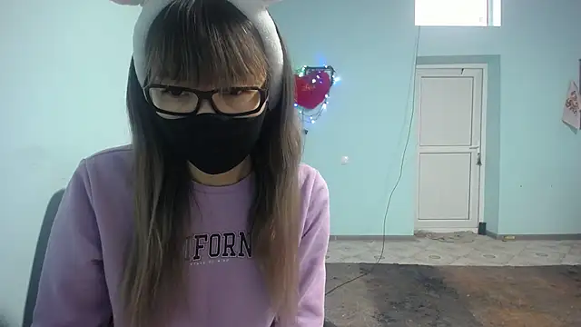 elllaaxx online show from February 16, 2025, 3:37 am
