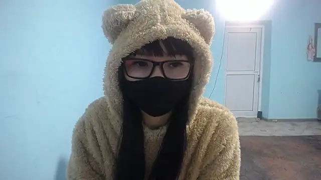 elllaaxx online show from December 14, 2025, 5:02 am