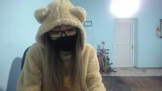 elllaaxx online show from January 26, 2025, 10:12 am