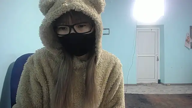 elllaaxx online show from February 18, 2025, 4:04 am