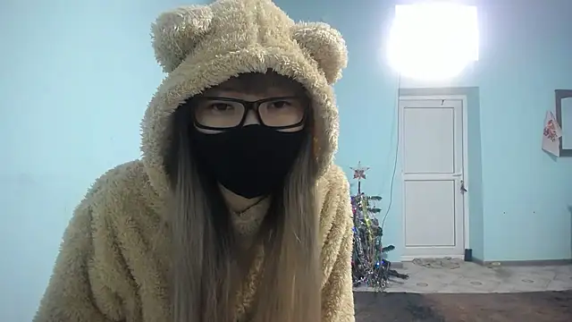 elllaaxx online show from February 5, 2025, 3:45 am