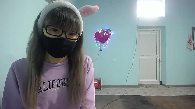 elllaaxx online show from February 14, 2025, 3:22 am