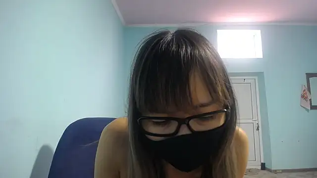 elllaaxx online show from February 12, 2025, 3:29 am