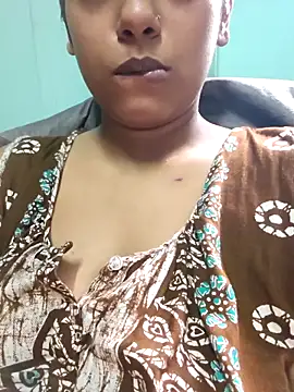 sexyindi couple online show from April 28, 2026, 6:29 am