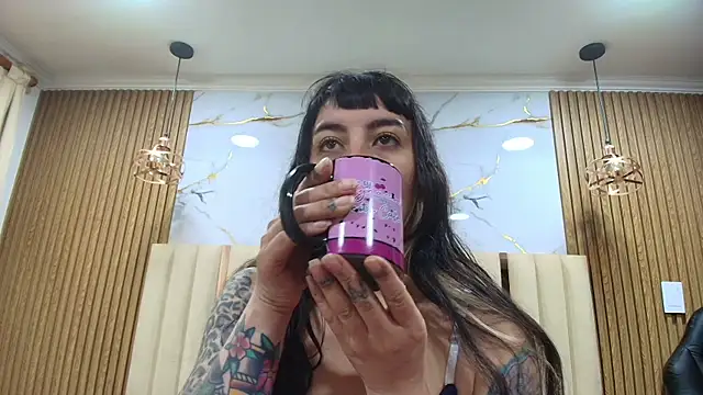 Snapshot of Naughty_Kittenm chatting on July 3, 2026, 10:44 am Naughty Kittenm online show from July 3, 2026, 10:44 am