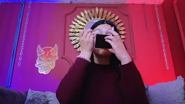 Snapshot of Julieta_Russell chatting on November 8, 2025, 12:20 pm Julieta Russell online show from November 8, 2025, 12:20 pm