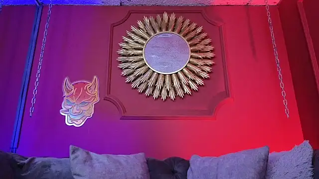 Snapshot of Julieta_Russell chatting on November 11, 2025, 12:11 pm Julieta Russell online show from November 11, 2025, 12:11 pm