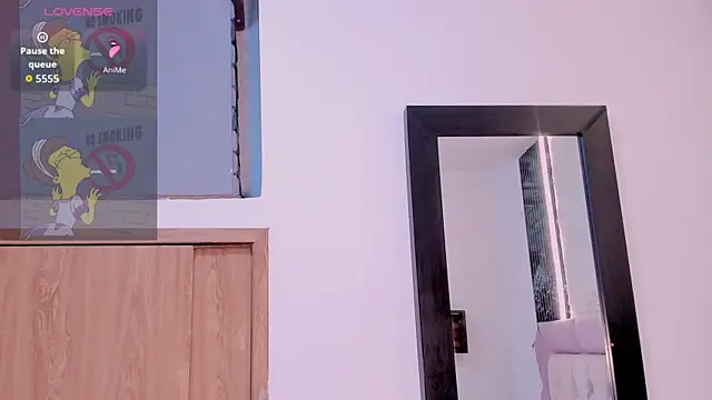 Snapshot of laurem-paulette chatting on October 8, 2025, 8:09 pm laurem-paulette online show from October 8, 2025, 8:09 pm