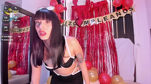 laurem-paulette online show from February 10, 2025, 8:42 pm