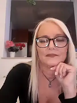 kikkastar online show from January 1, 2025, 11:29 pm