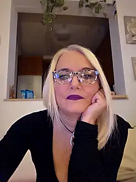 Snapshot of kikkastar chatting on October 27, 2025, 9:05 pm kikkastar online show from October 27, 2025, 9:05 pm