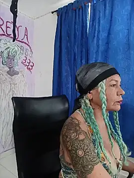 Snapshot of freyadevil333 chatting on August 6, 2026, 4:24 pm freyadevil333 online show from August 6, 2026, 4:24 pm