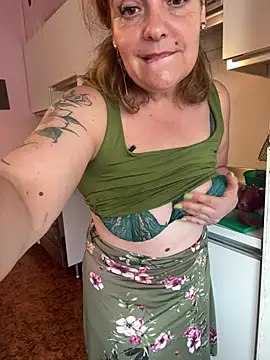 Sunbelxx online show from July 14, 2026, 8:52 am