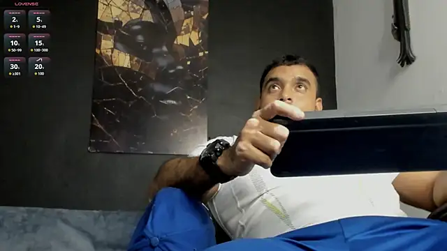 Snapshot of Big_furry_bear13 chatting on July 16, 2026, 7:33 pm Big furry bear13 online show from July 16, 2026, 7:33 pm