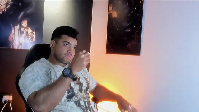 Snapshot of Big_furry_bear13 chatting on October 22, 2025, 3:39 am Big furry bear13 online show from October 22, 2025, 3:39 am