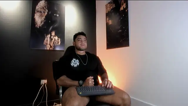 Snapshot of Big_furry_bear13 chatting on October 24, 2025, 7:07 am Big furry bear13 online show from October 24, 2025, 7:07 am