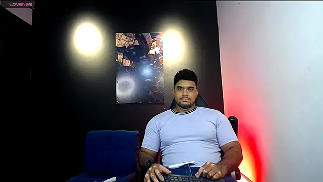 Big furry bear13 online show from January 15, 2026, 9:29 pm