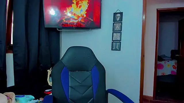 Snapshot of sunshine_uwu22 chatting on November 18, 2025, 7:28 pm sunshine uwu22 online show from November 18, 2025, 7:28 pm