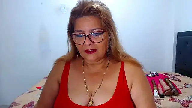 Snapshot of maturehot649 chatting on December 15, 2025, 10:26 pm maturehot649 online show from December 15, 2025, 10:26 pm