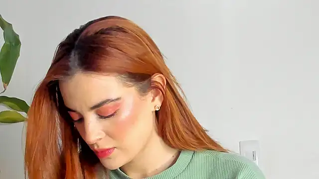 Snapshot of Bellacrox chatting on March 3, 2026, 10:28 pm Bellacrox online show from March 3, 2026, 10:28 pm