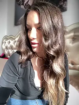 Snapshot of HotXMom chatting on March 20, 2026, 7:31 am HotXMom online show from March 20, 2026, 7:31 am