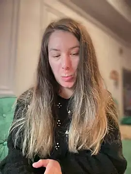 Snapshot of HotXMom chatting on February 26, 2026, 7:30 am HotXMom online show from February 26, 2026, 7:30 am