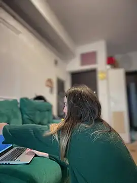 Snapshot of HotXMom chatting on February 27, 2026, 8:14 am HotXMom online show from February 27, 2026, 8:14 am