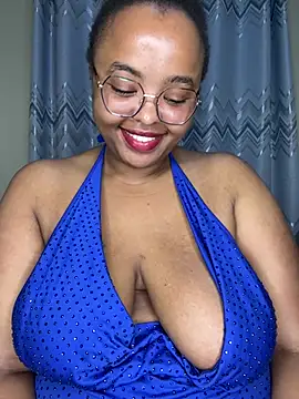Linahlove online show from January 8, 2026, 11:00 pm