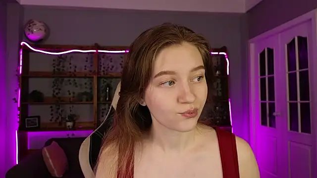 Snapshot of Ksuhesa chatting on February 13, 2026, 1:05 am Ksuhesa online show from February 13, 2026, 1:05 am