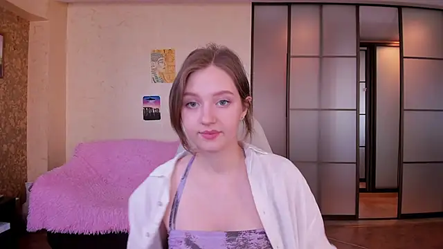 Snapshot of Ksuhesa chatting on March 15, 2026, 8:10 am Ksuhesa online show from March 15, 2026, 8:10 am