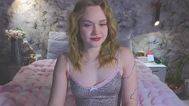 Aurora Golden1 online show from February 21, 2026, 5:15 pm