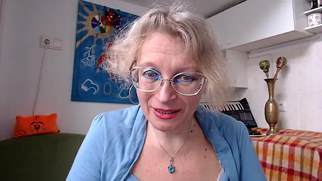 Snapshot of Zosya1111 chatting on December 29, 2024, 9:28 am Zosya1111 online show from December 29, 2024, 9:28 am