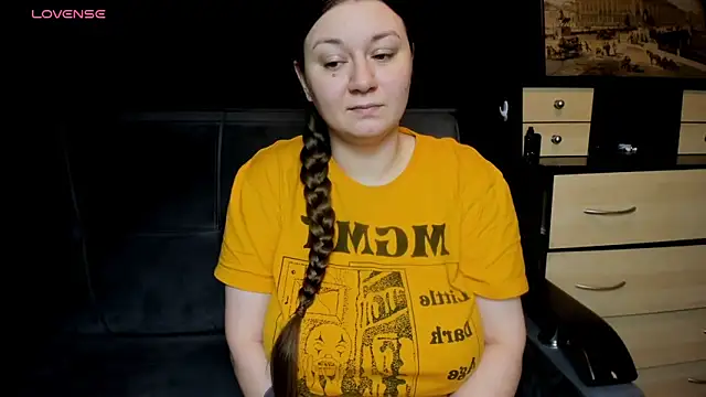 Snapshot of AlisaBacker chatting on February 19, 2026, 4:59 pm AlisaBacker online show from February 19, 2026, 4:59 pm