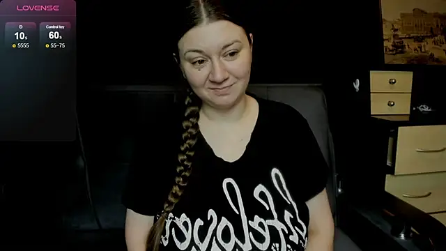 Snapshot of AlisaBacker chatting on March 26, 2026, 4:16 pm AlisaBacker online show from March 26, 2026, 4:16 pm