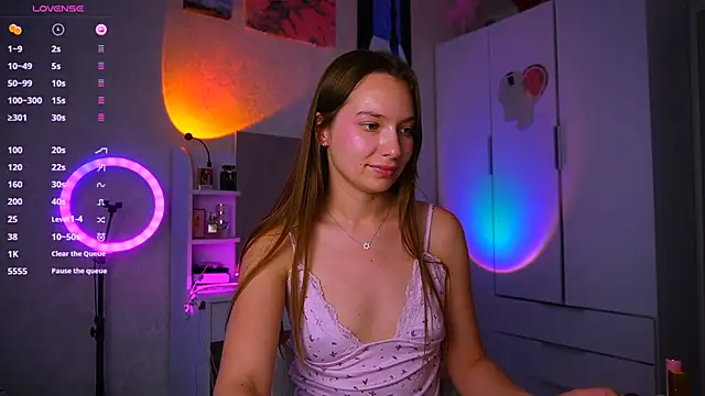 Snapshot of soffy__kisss chatting on June 13, 2026, 2:59 pm soffy kisss online show from June 13, 2026, 2:59 pm