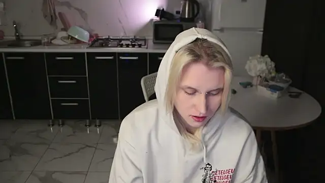 MertyXX online show from February 28, 2026, 10:20 pm