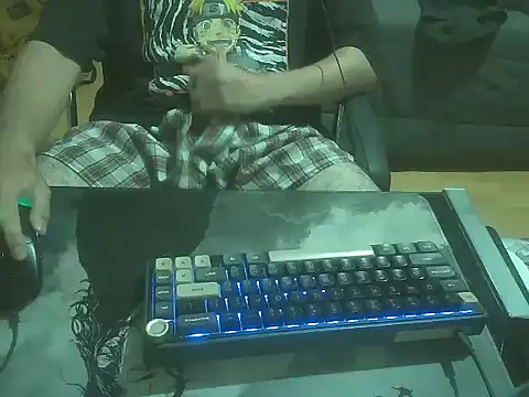 Snapshot of bnj181407 chatting on December 21, 2025, 2:03 am bnj181407 online show from December 21, 2025, 2:03 am