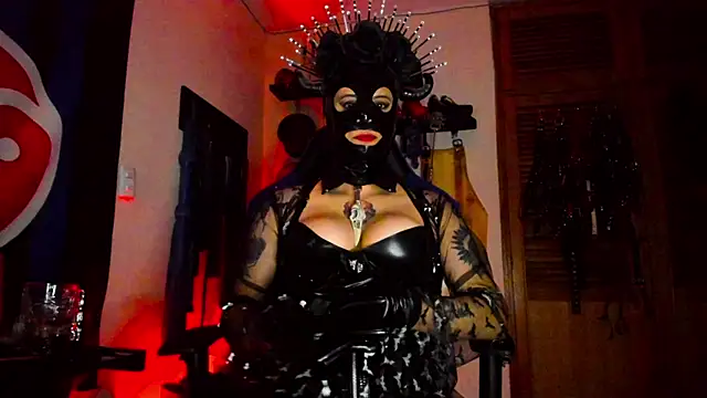 DominatrixBlue online show from January 24, 2025, 5:21 pm