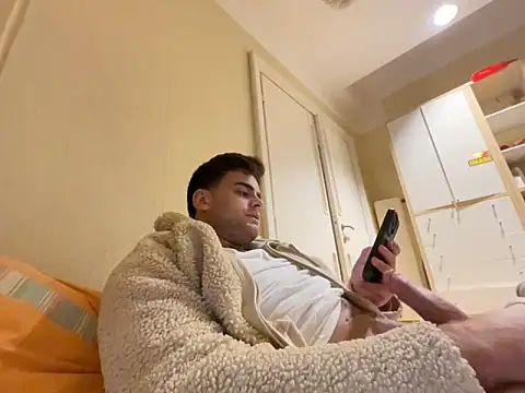 Snapshot of cubalibre02 chatting on December 2, 2025, 10:00 pm cubalibre02 online show from December 2, 2025, 10:00 pm