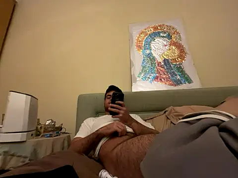 Snapshot of cubalibre02 chatting on December 5, 2025, 8:39 pm cubalibre02 online show from December 5, 2025, 8:39 pm