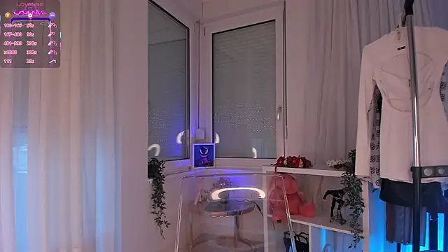 seilyfox online show from October 3, 2025, 6:48 am