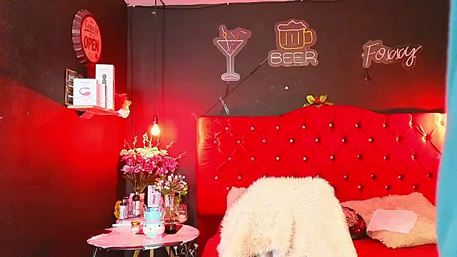 Snapshot of foxxy_nasty chatting on December 31, 2024, 11:06 pm foxxy nasty online show from December 31, 2024, 11:06 pm