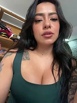 Snapshot of foxxy_nasty chatting on October 17, 2025, 4:53 pm foxxy nasty online show from October 17, 2025, 4:53 pm