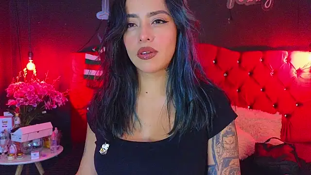 Snapshot of foxxy_nasty chatting on December 20, 2024, 8:12 pm foxxy nasty online show from December 20, 2024, 8:12 pm
