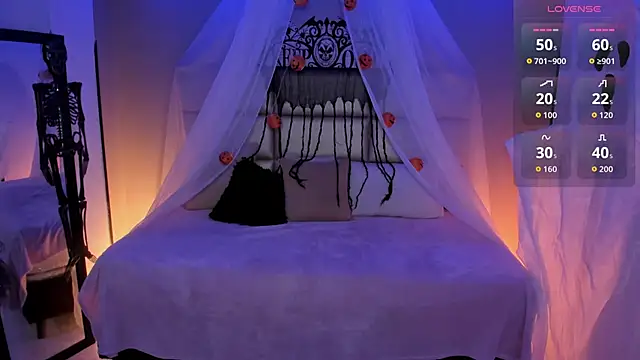 Snapshot of kristen_kassi chatting on October 16, 2025, 10:07 pm kristen kassi online show from October 16, 2025, 10:07 pm