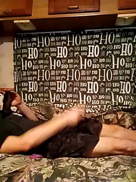 Snapshot of hothippie420 chatting on December 28, 2024, 3:47 am hothippie420 online show from December 28, 2024, 3:47 am