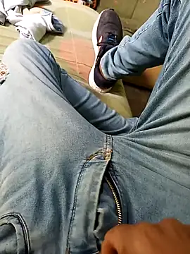 Robertoch online show from November 14, 2025, 2:54 pm