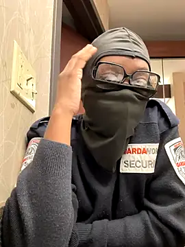 SweetChocolate555 online show from October 27, 2025, 12:44 am